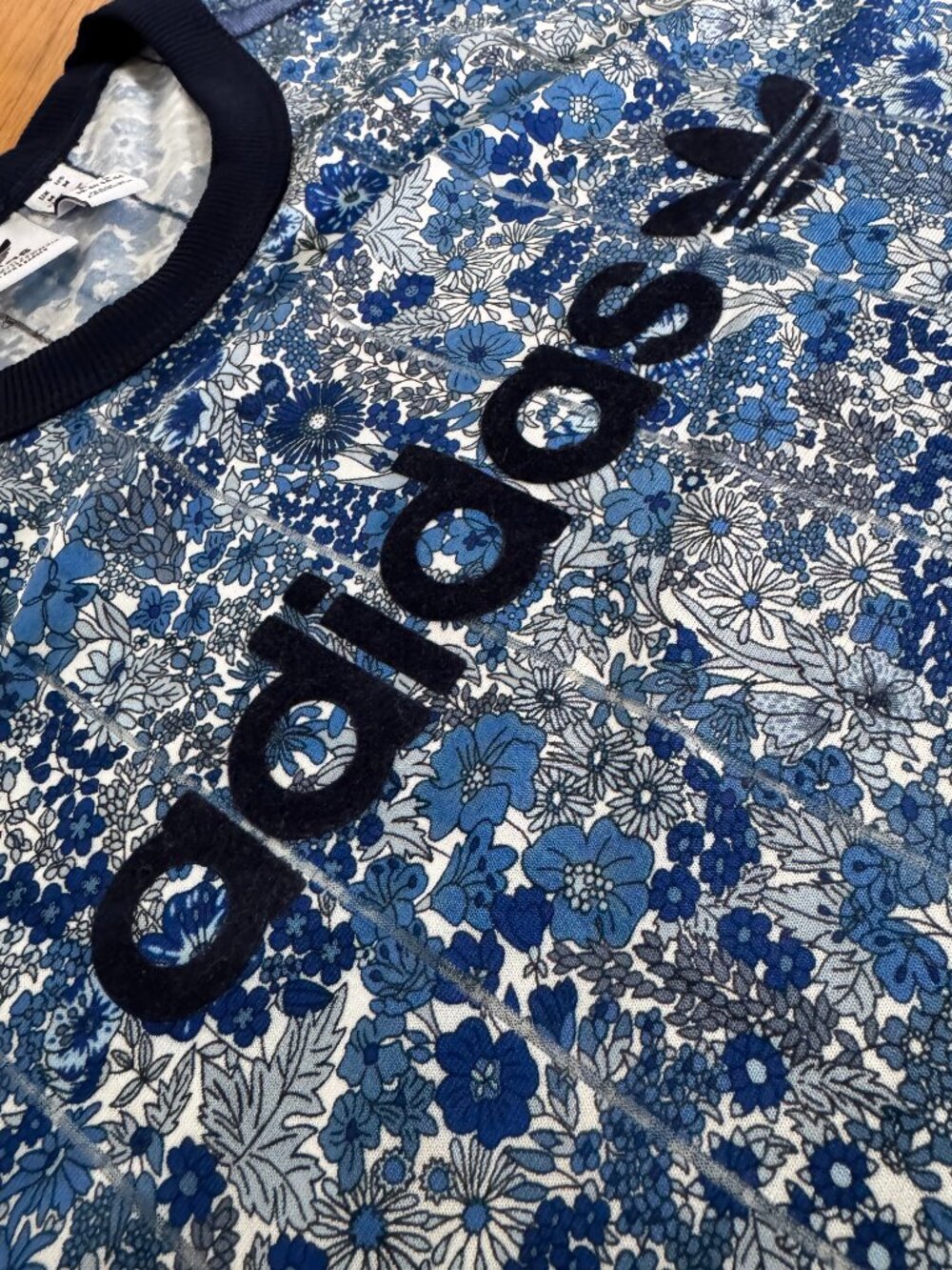 adidas Originals x Liberty of London Tonal Cali T-Shirt (Medium)